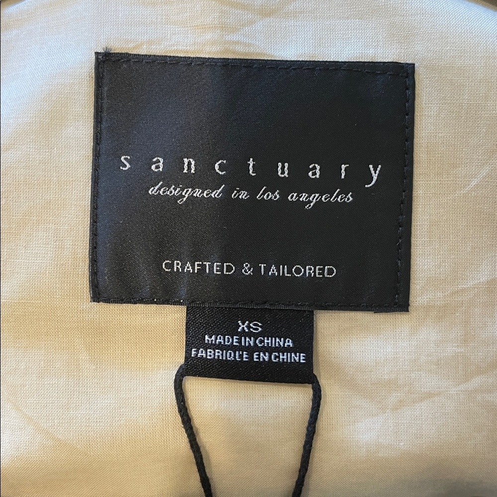 Sanctuary Cream Vest with Black Accents - Picture 3 of 4